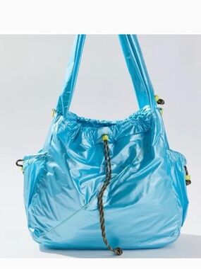 URBAN OUTFITTERS - Blue Drawstring Shoulder Bag